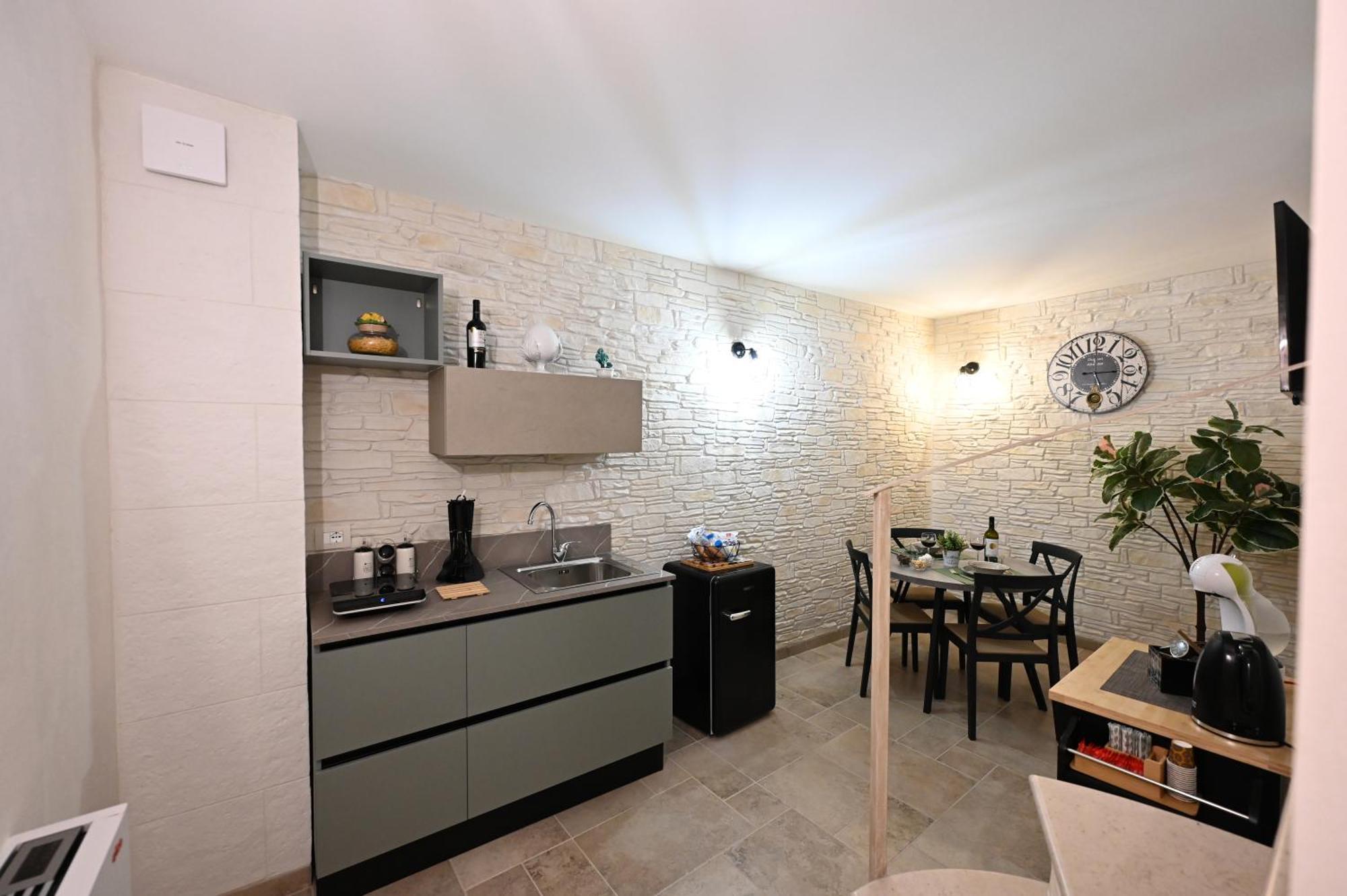 Suite Laurel Spa Con Idromassaggio Fasano Exterior foto